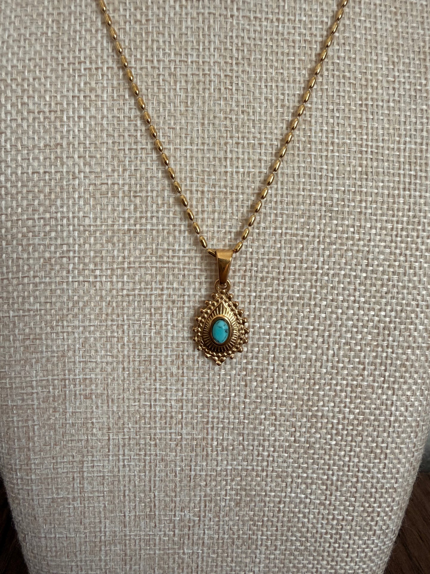 The Iris Necklace