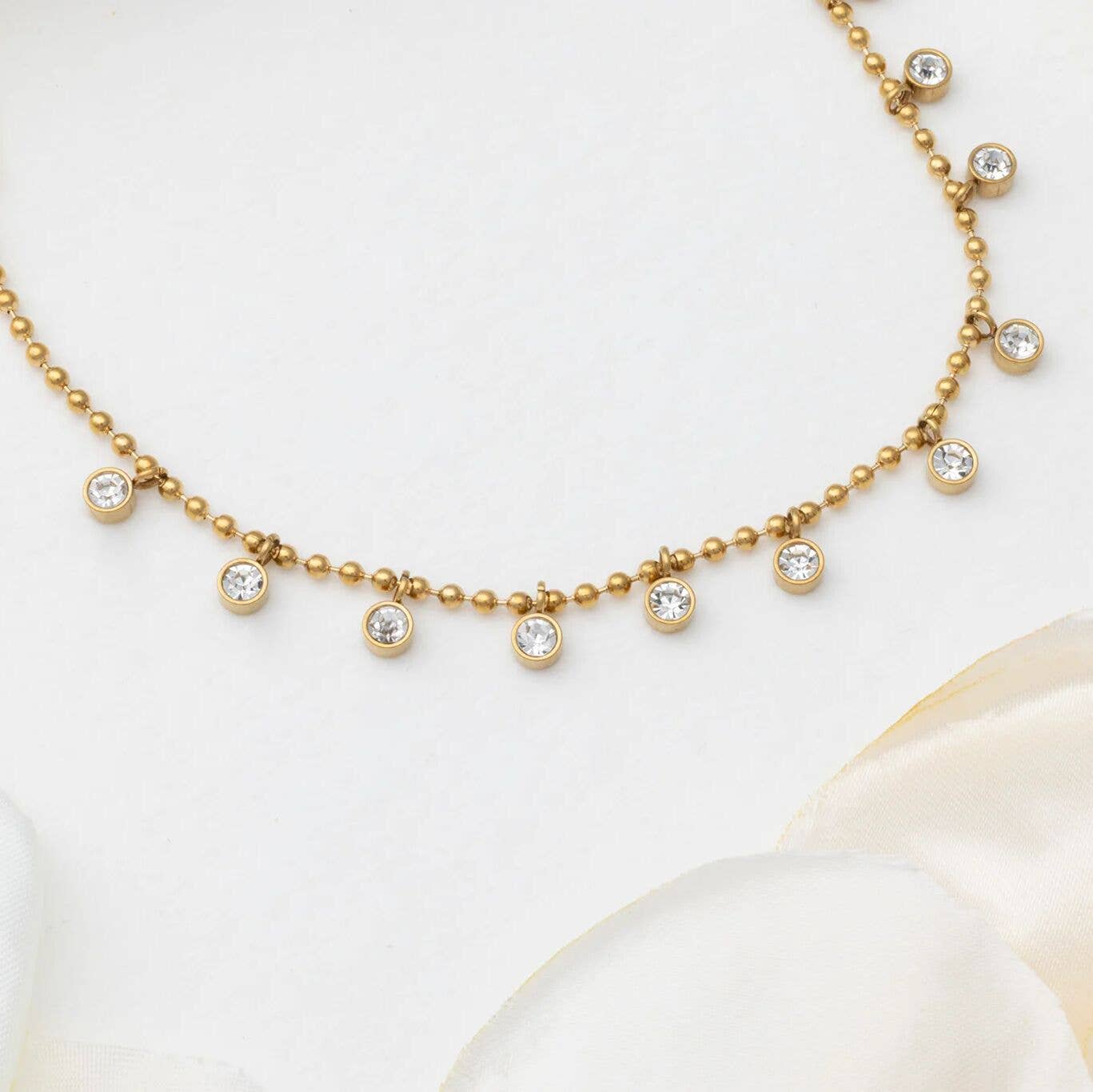 The Poppy Necklace