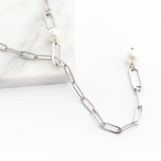 The Shell Necklace