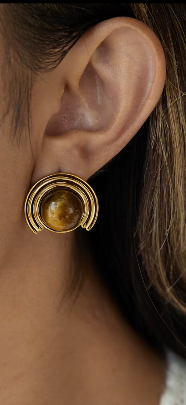 The Tiger Earring