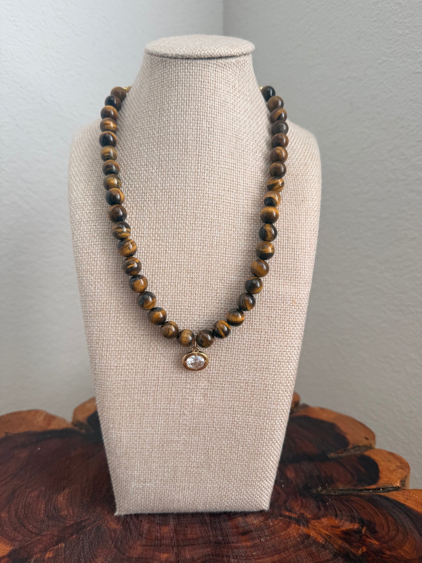 Brown Pendant Necklace