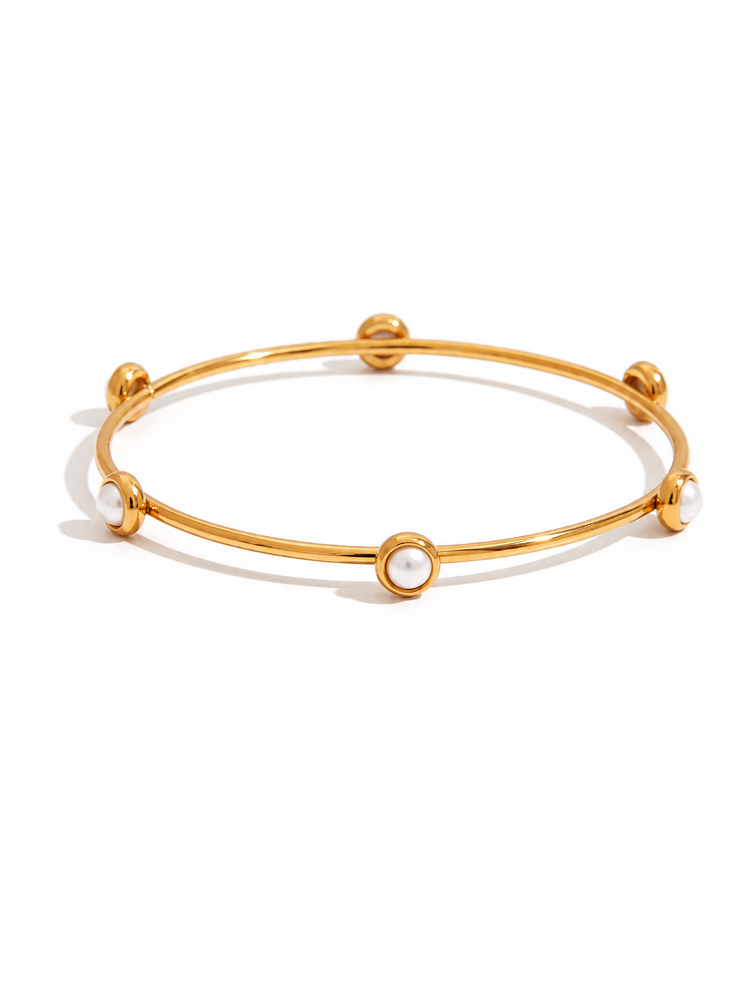The Pearl Bangle