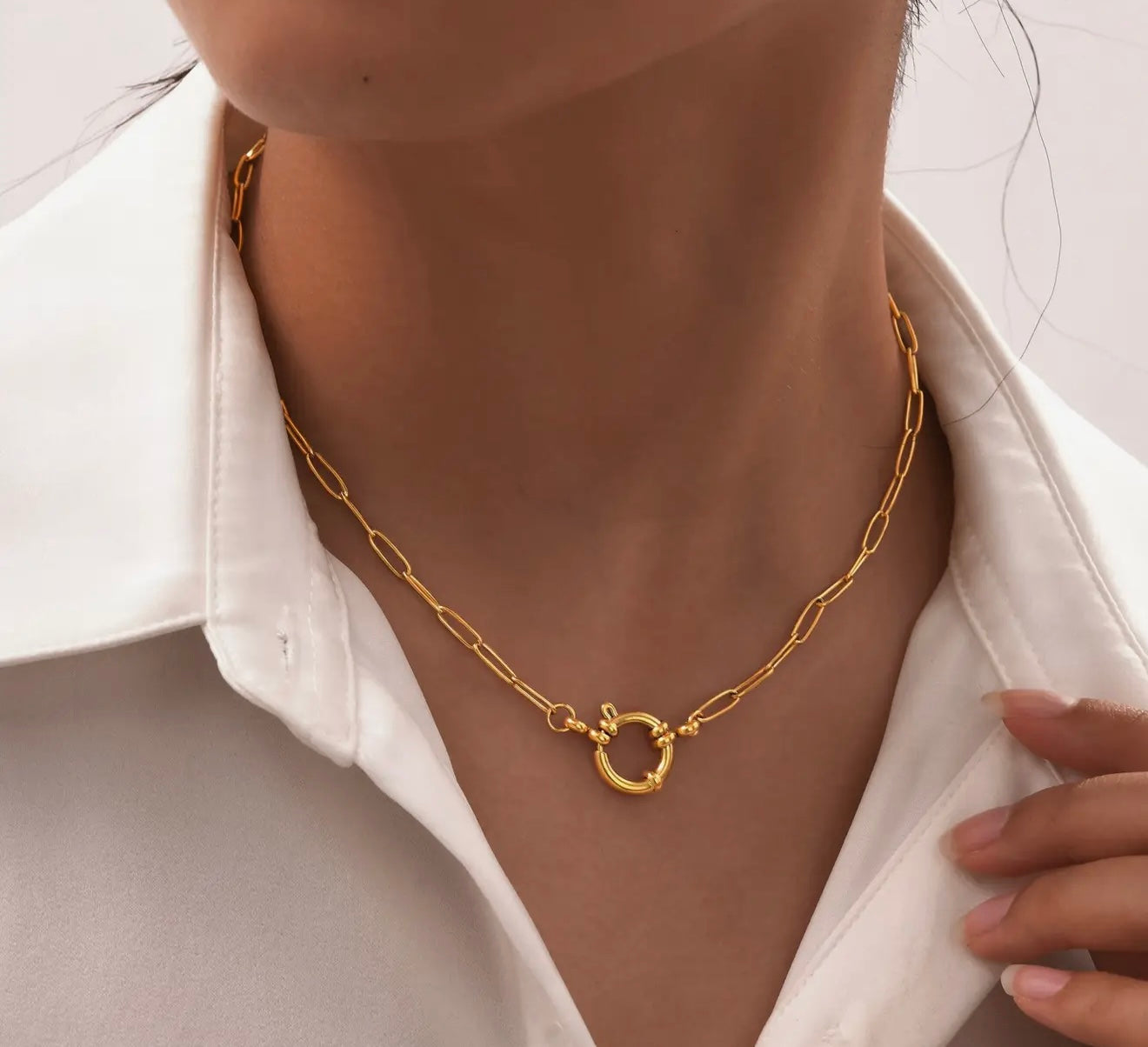 The James Necklace